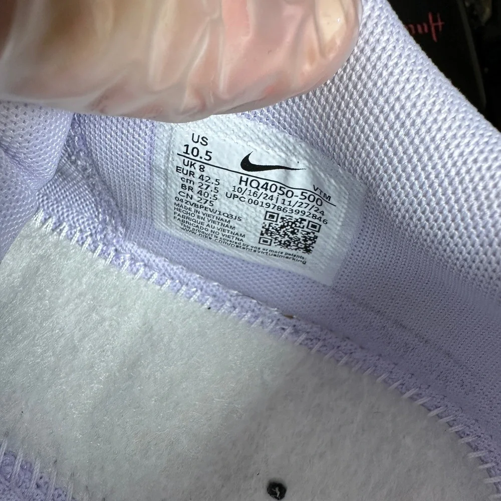 Nike Air Max DN Dark Raisin Amethyst Tint HQ4050-500 Womens 10.5 Running Shoes